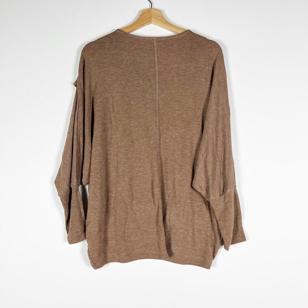Nally and Millie tan beige pullover sweater size s/m - Picture 4 of 4